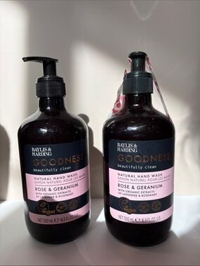 Baylis & Harding Goodness Rose & Geranium Natural Hand Wash - Pink